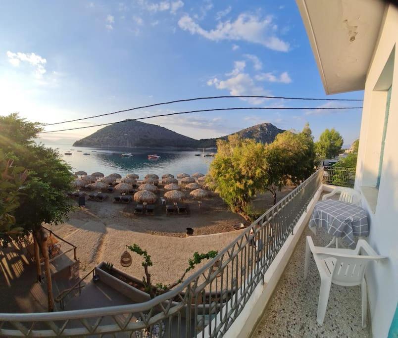 Big Apartment On The Beach โตโล ภายนอก รูปภาพ