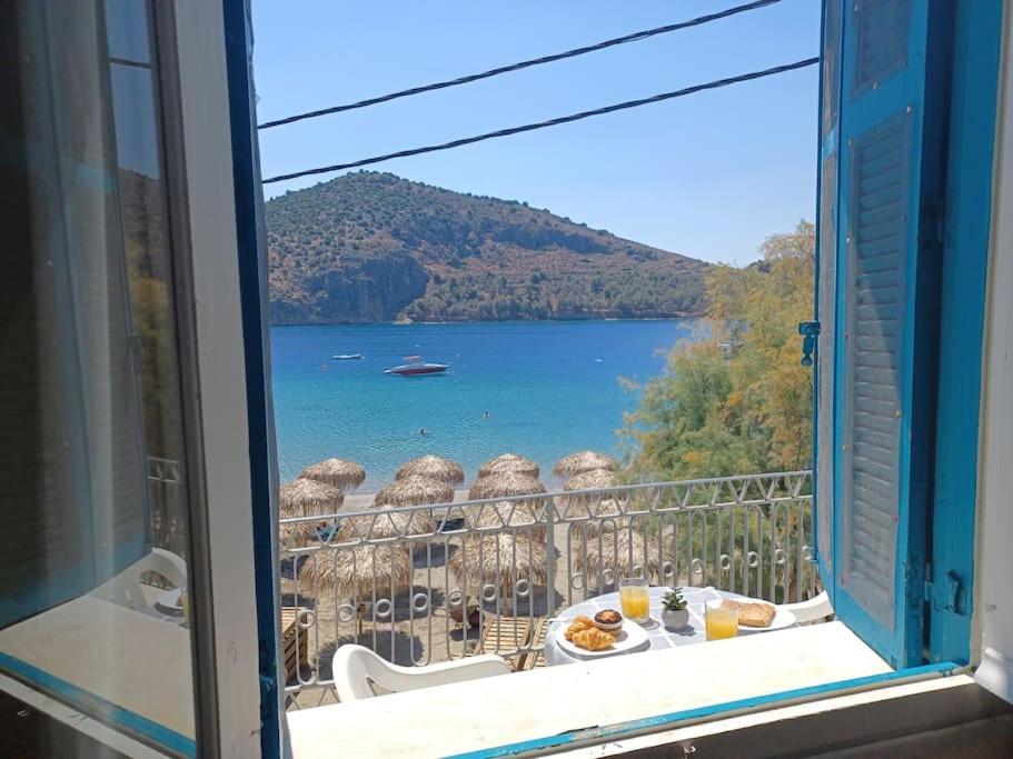 Big Apartment On The Beach โตโล ภายนอก รูปภาพ