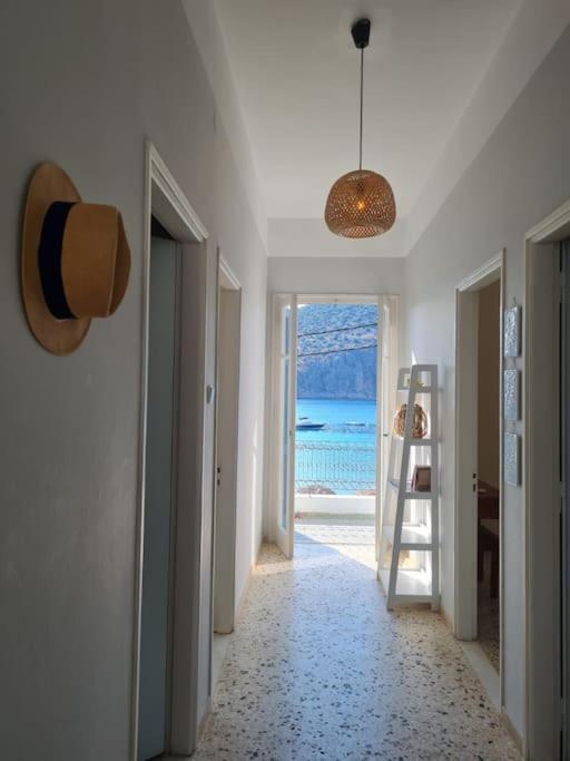 Big Apartment On The Beach โตโล ภายนอก รูปภาพ